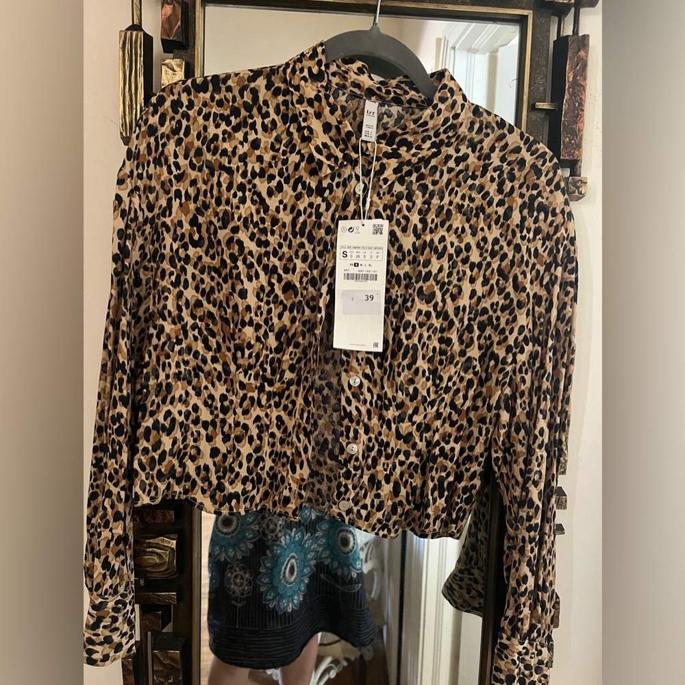 New with tag size small brand new with tag